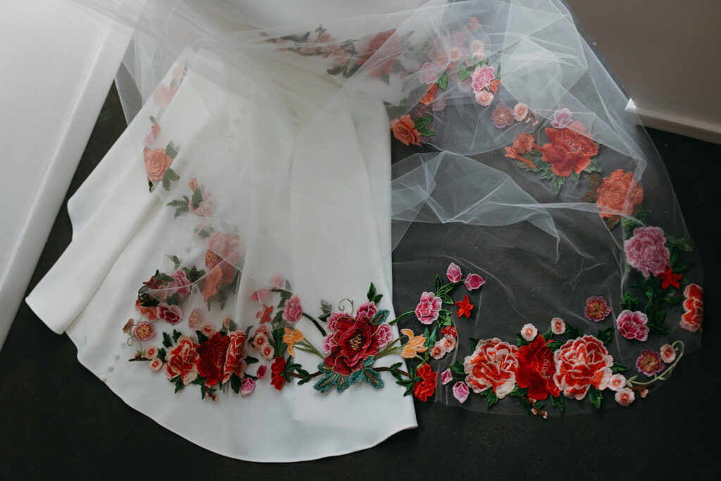 Janesse Russel veil with hand-sewn flowers