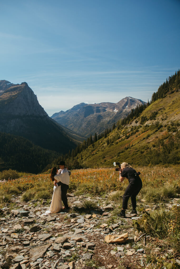 Photographer captures Yellowstone wedding in Glacier National Park in Montana.