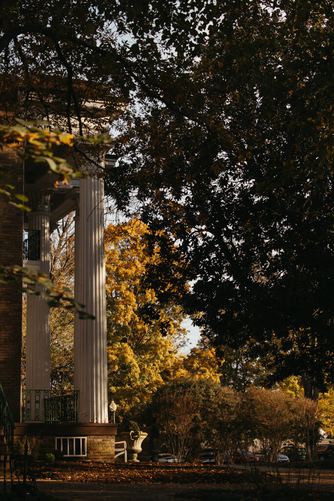 Autumn wedding at Riverwood Mansion in Nashville, Tennessee